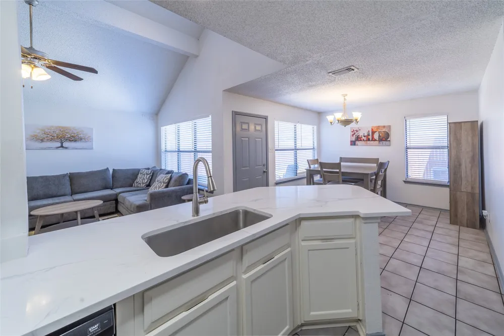 562 Stringfellow Drive Coppell, TX 75019