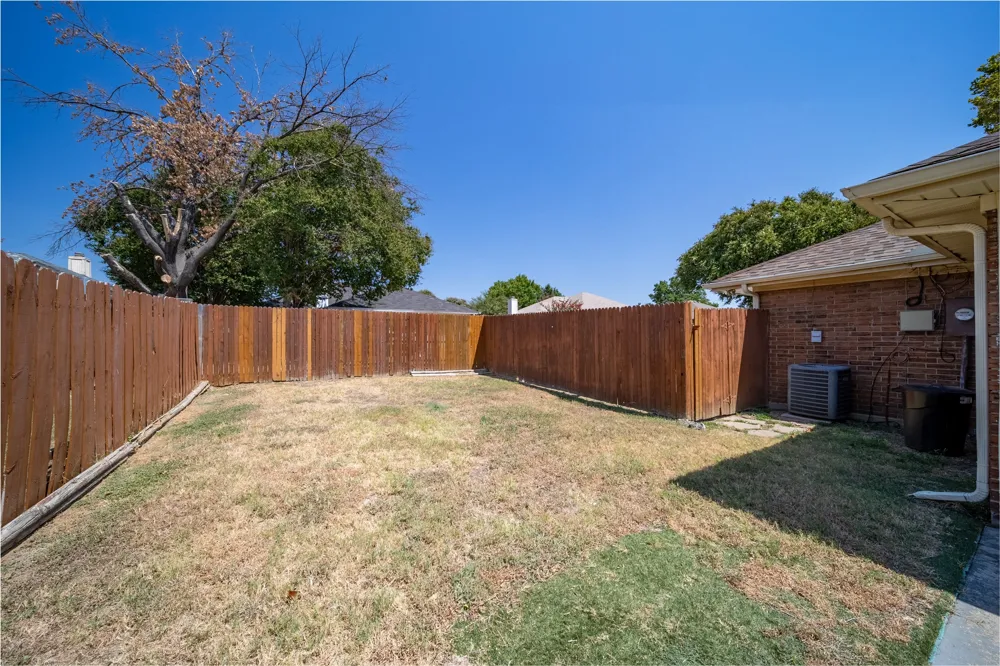 562 Stringfellow Drive Coppell, TX 75019