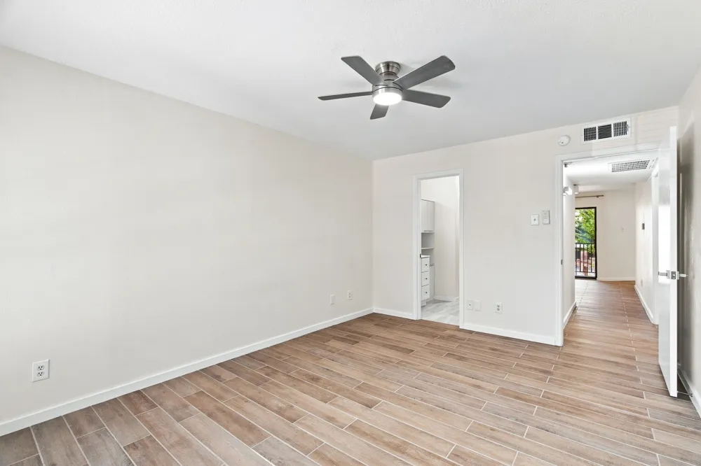 15151 Berry Trail #910 Dallas, TX 75248