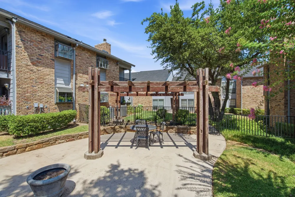 15151 Berry Trail #910 Dallas, TX 75248