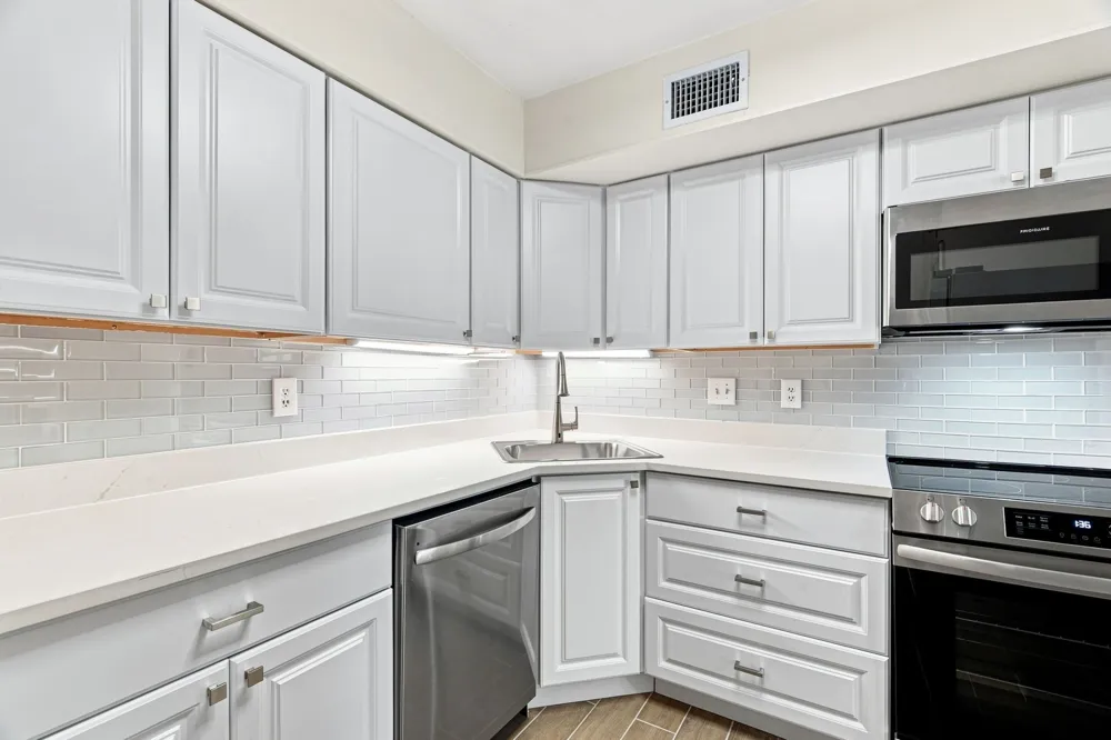 15151 Berry Trail #910 Dallas, TX 75248