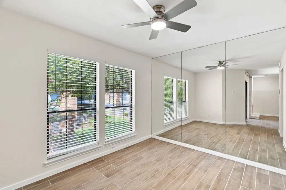 15151 Berry Trail #910 Dallas, TX 75248