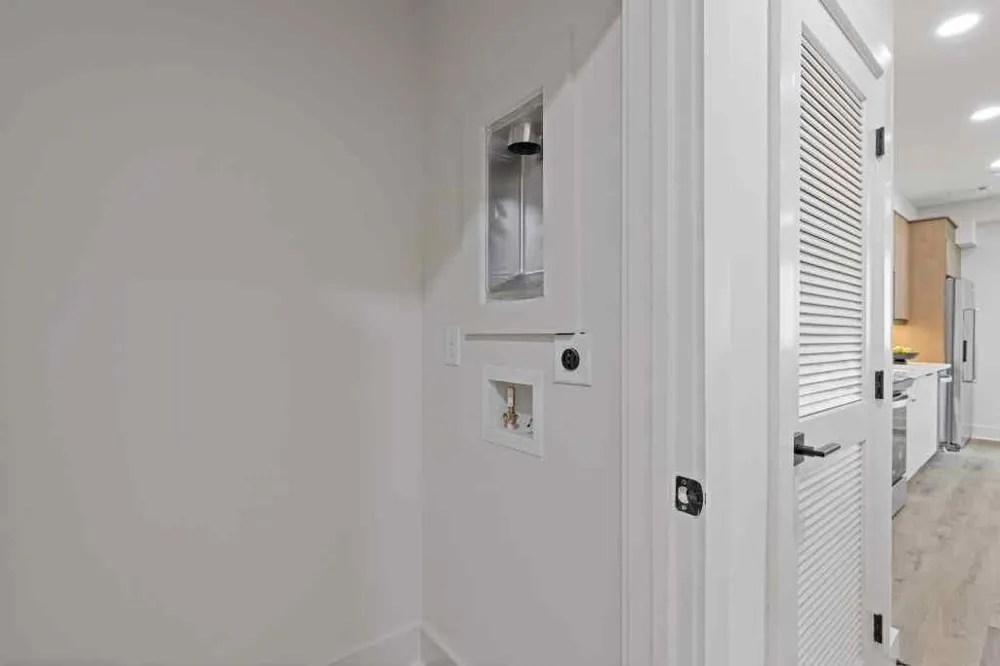 108 Park Place Unit 107 Decatur, GA 30030