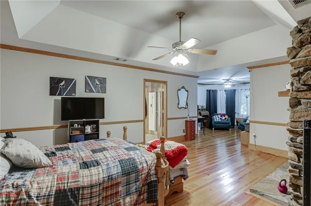 2720 Bay Ridge Drive Loganville, GA 30052