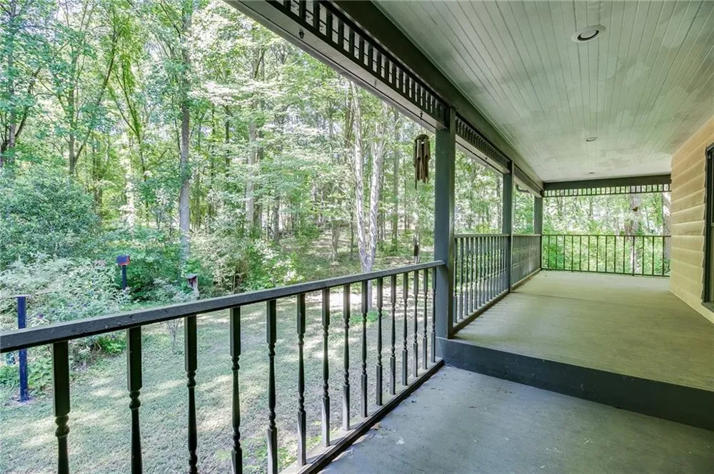 2720 Bay Ridge Drive Loganville, GA 30052