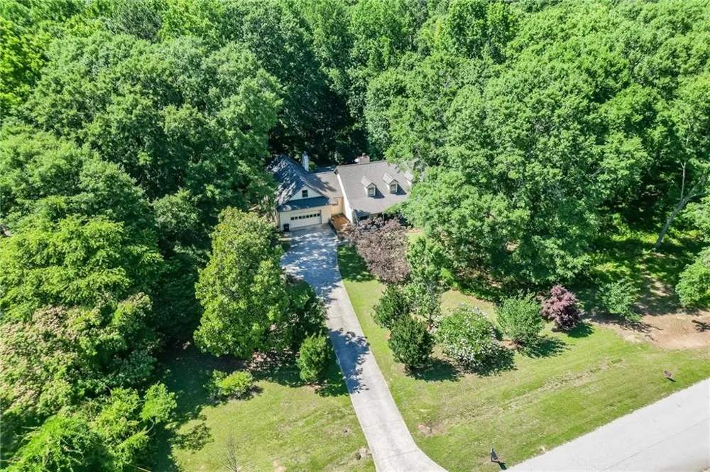 2720 Bay Ridge Drive Loganville, GA 30052