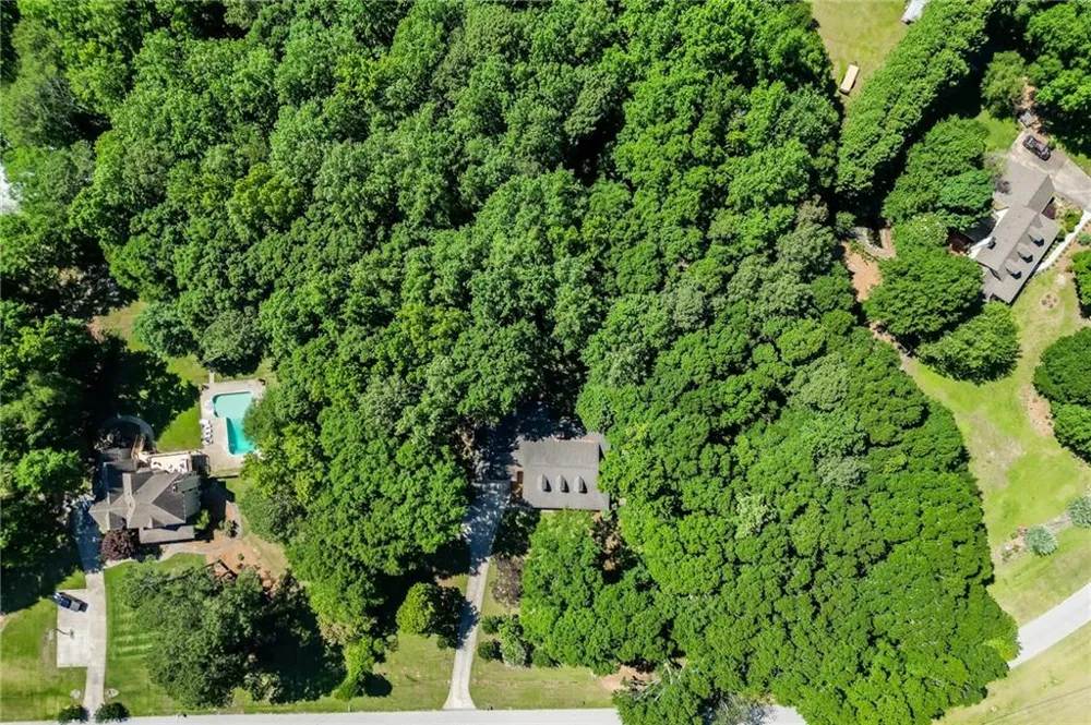 2720 Bay Ridge Drive Loganville, GA 30052