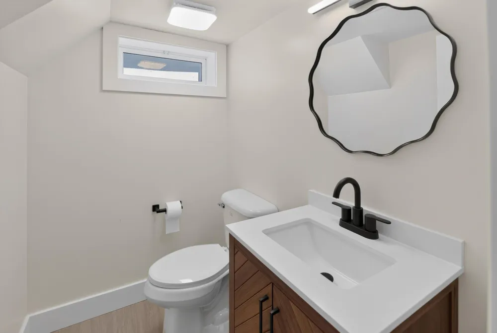 2416 Woodward Avenue SW Wyoming, MI 49509