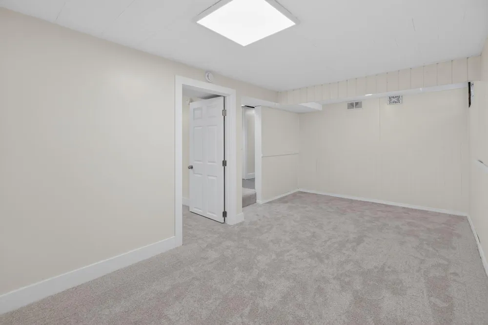 2416 Woodward Avenue SW Wyoming, MI 49509