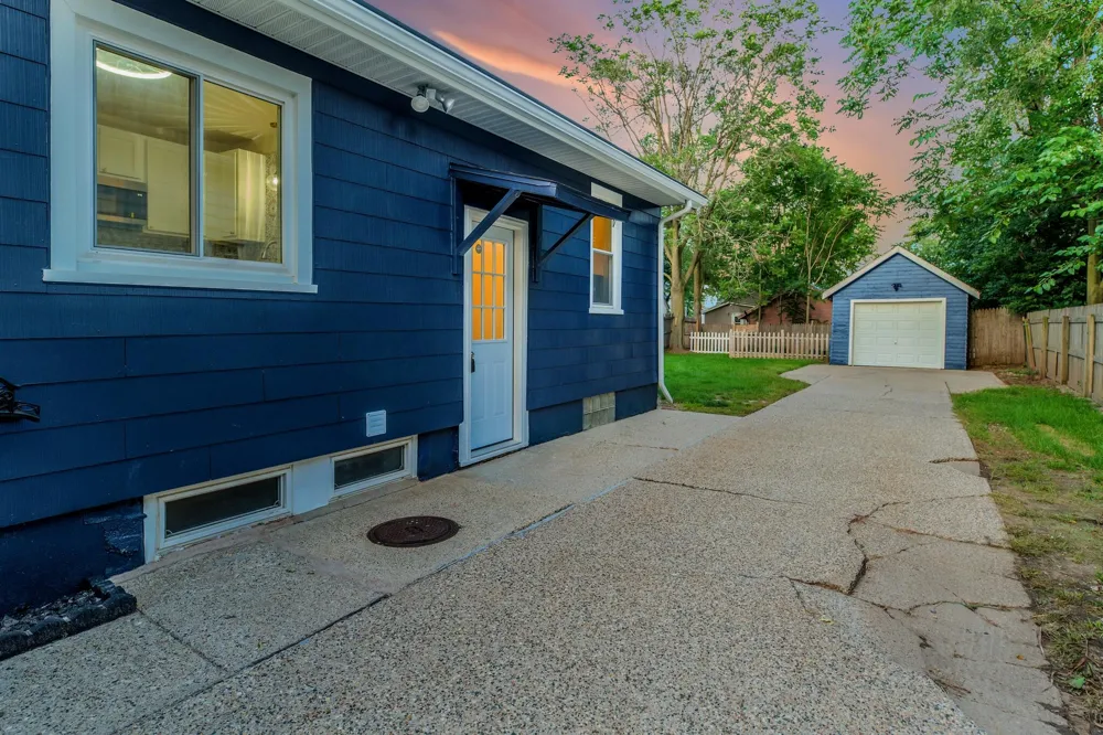 2416 Woodward Avenue SW Wyoming, MI 49509