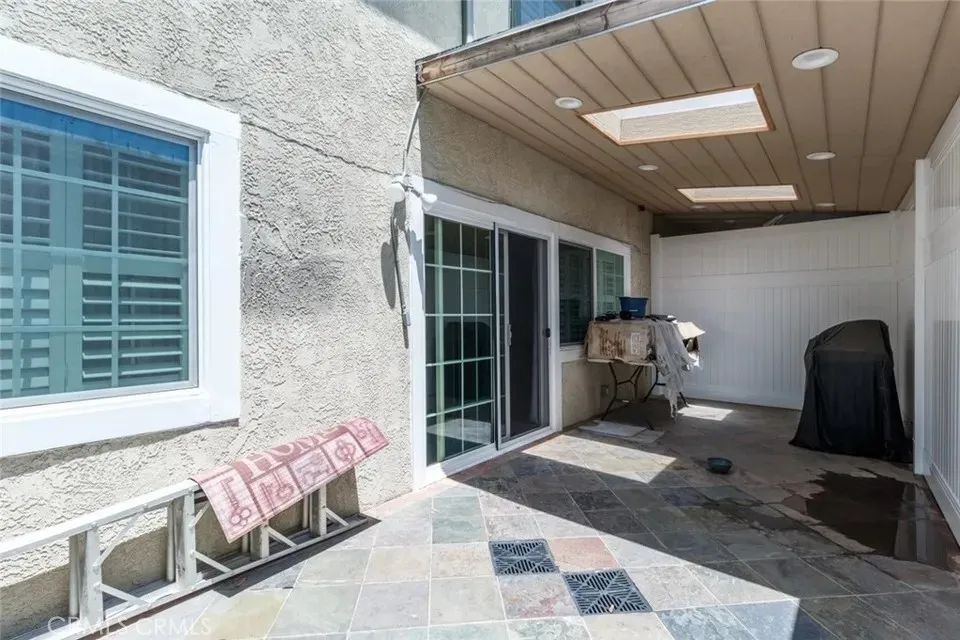 7046 De Celis #6 Los Angeles, CA 91406