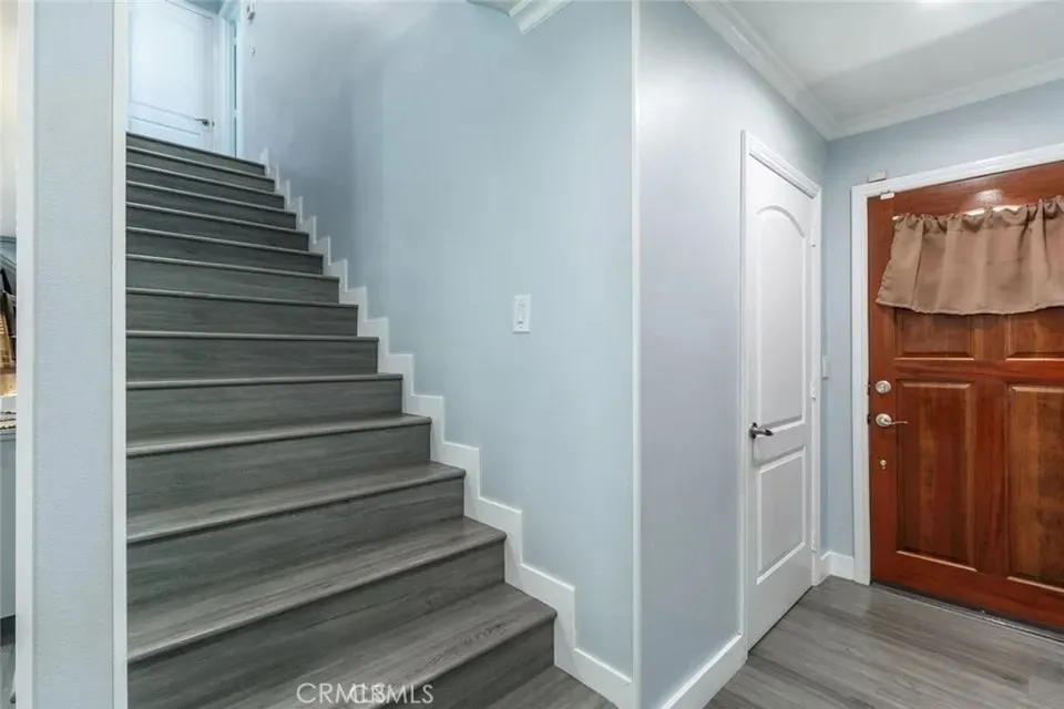 7046 De Celis #6 Los Angeles, CA 91406