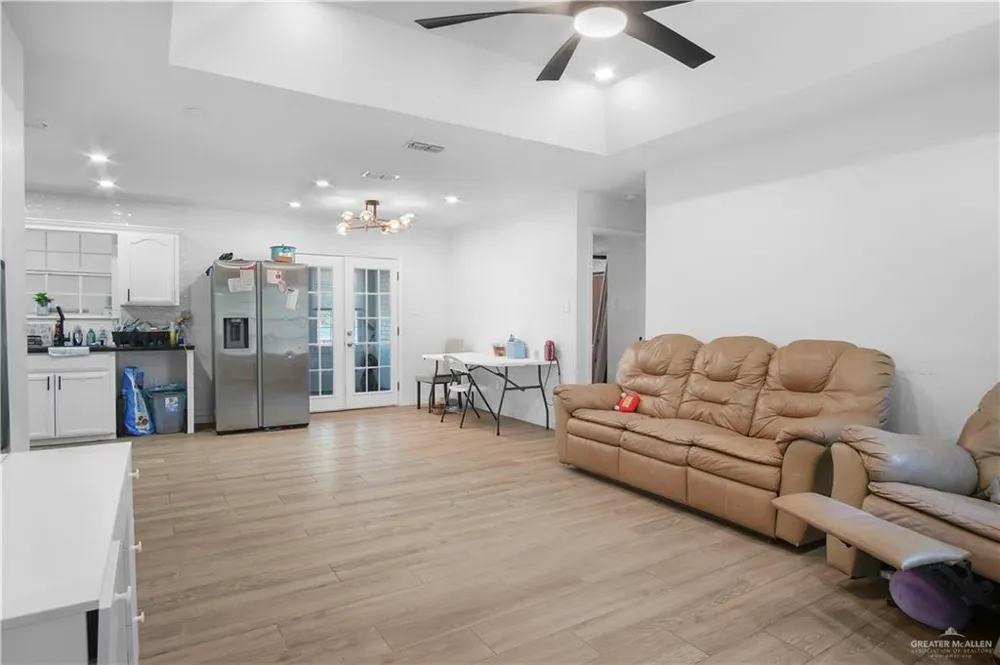 104 E 16th Street San Juan, TX 78589