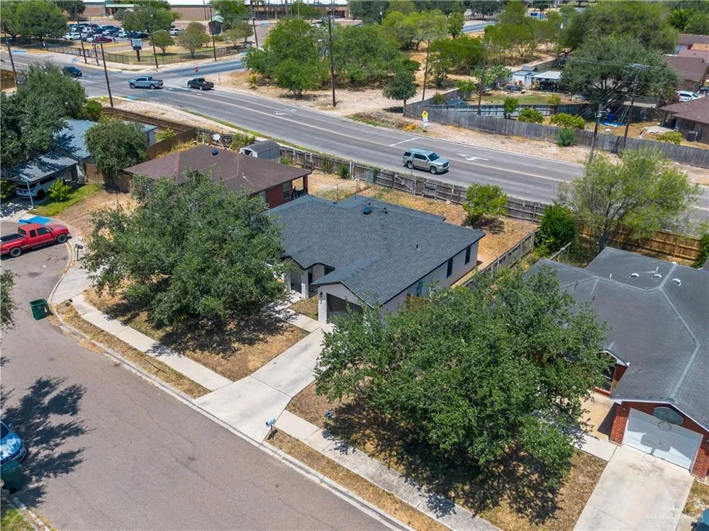 104 E 16th Street San Juan, TX 78589