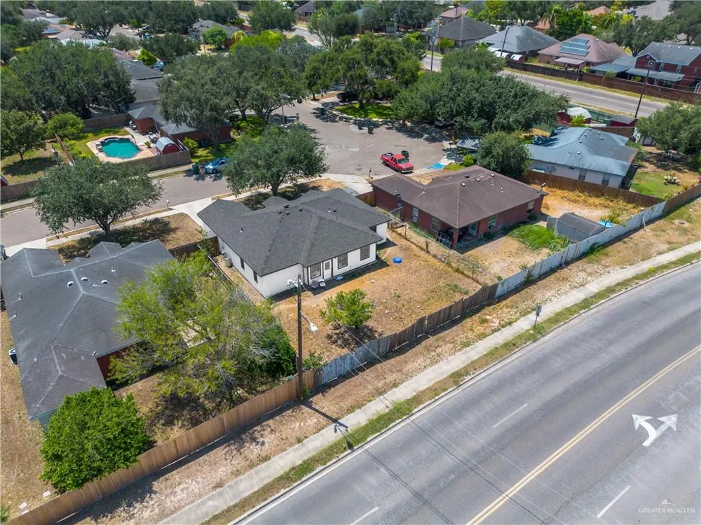 104 E 16th Street San Juan, TX 78589