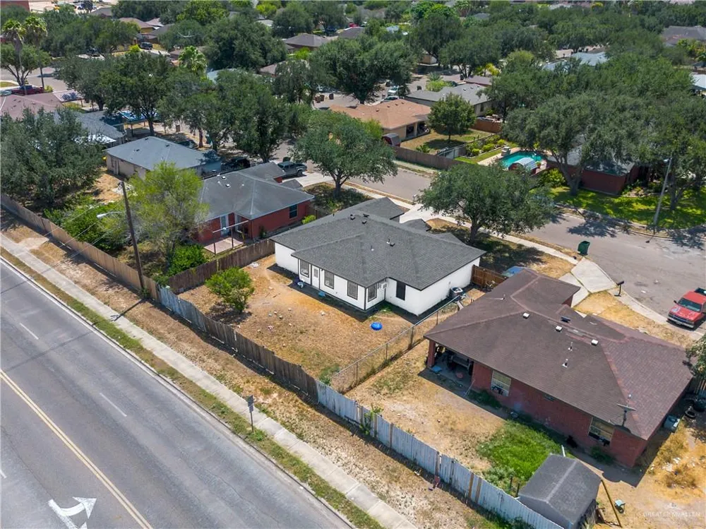 104 E 16th Street San Juan, TX 78589