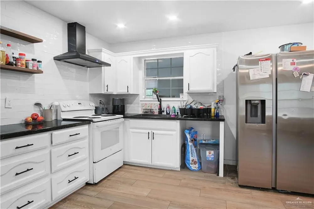 104 E 16th Street San Juan, TX 78589