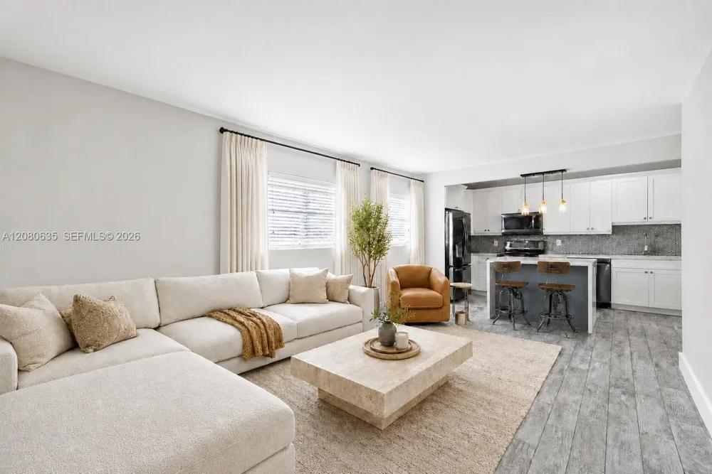 1340 Lincoln Rd #208 Miami Beach, FL 33139