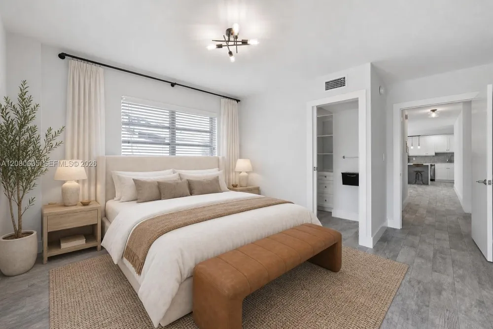1340 Lincoln Rd #208 Miami Beach, FL 33139