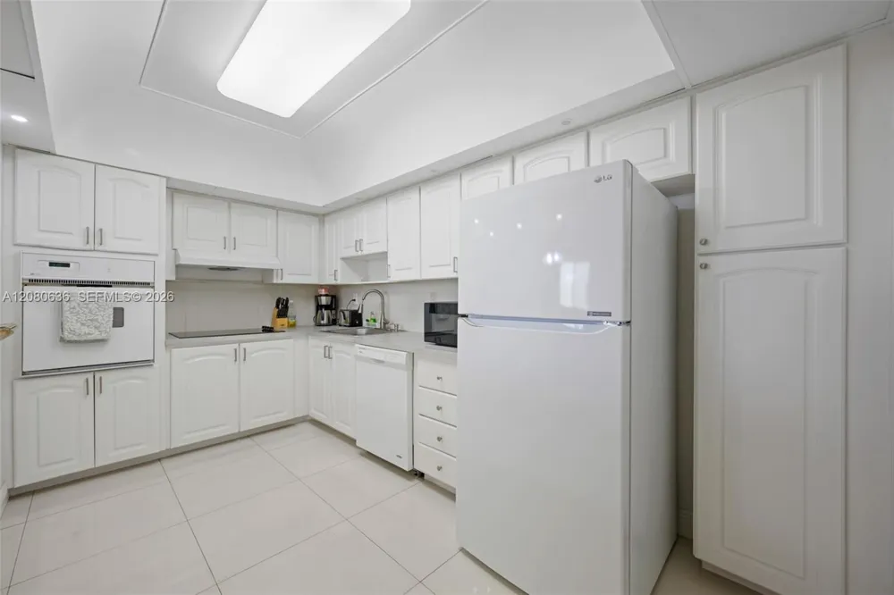 19370 Collins Ave #1426 Sunny Isles Beach, FL 33160