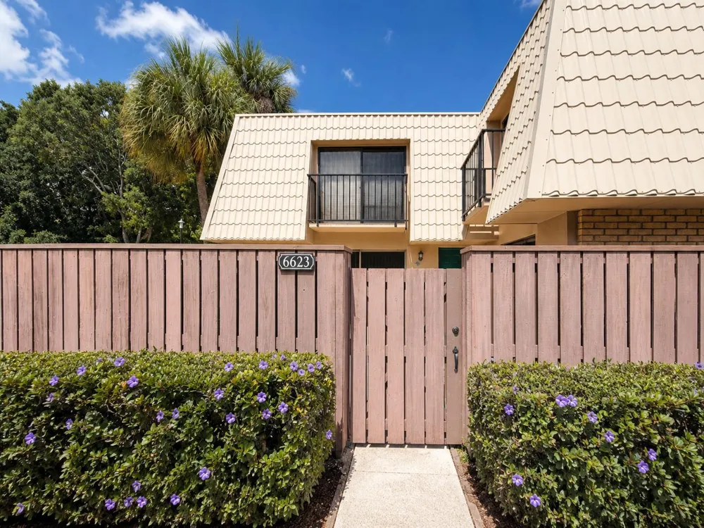 6623 66th Way West Palm Beach, FL 33409