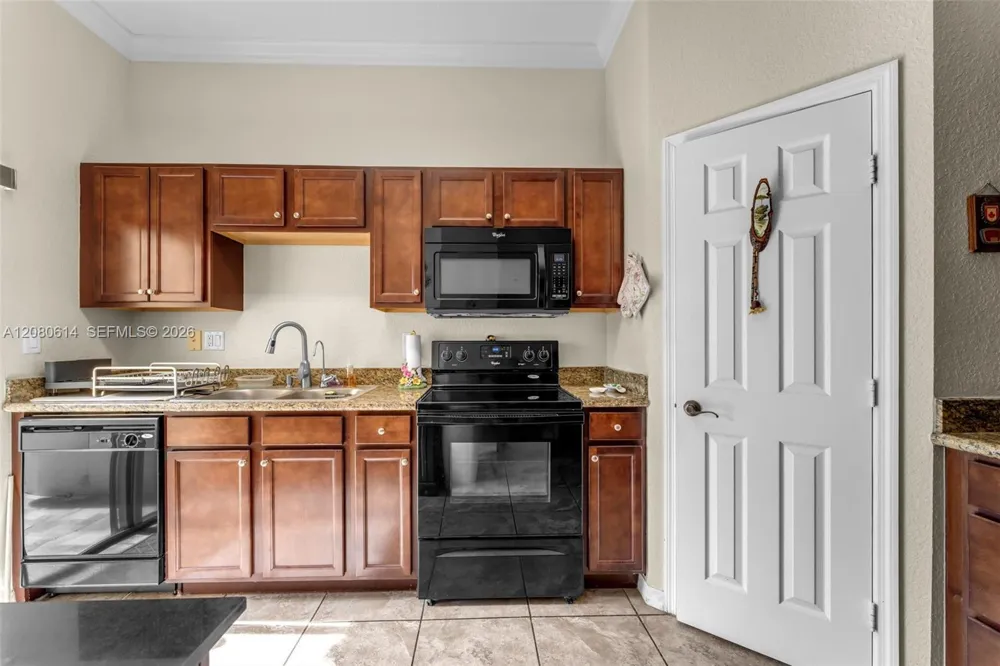2324 SE 17th Ter Homestead, FL 33035