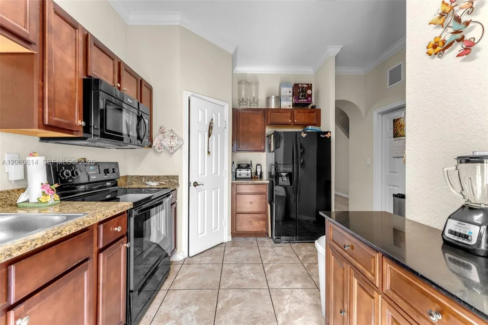 2324 SE 17th Ter Homestead, FL 33035