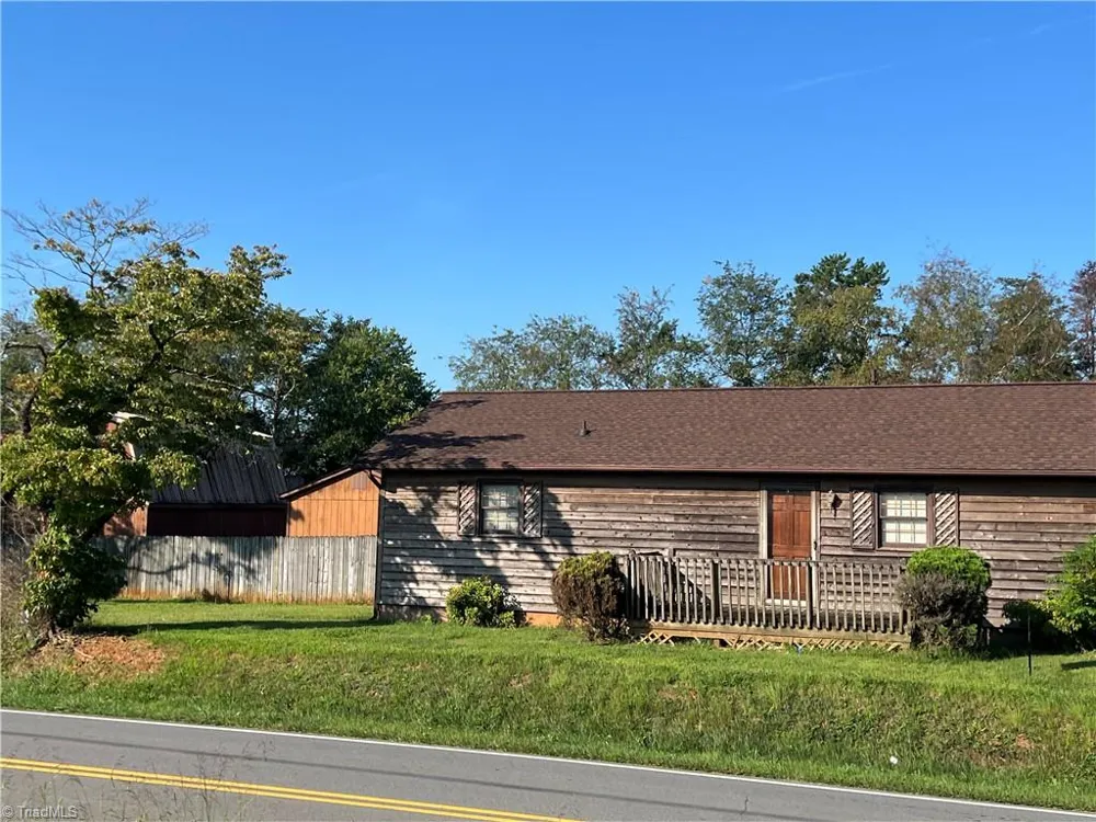 578 Old US Highway 52 Mount Airy, NC 27030
