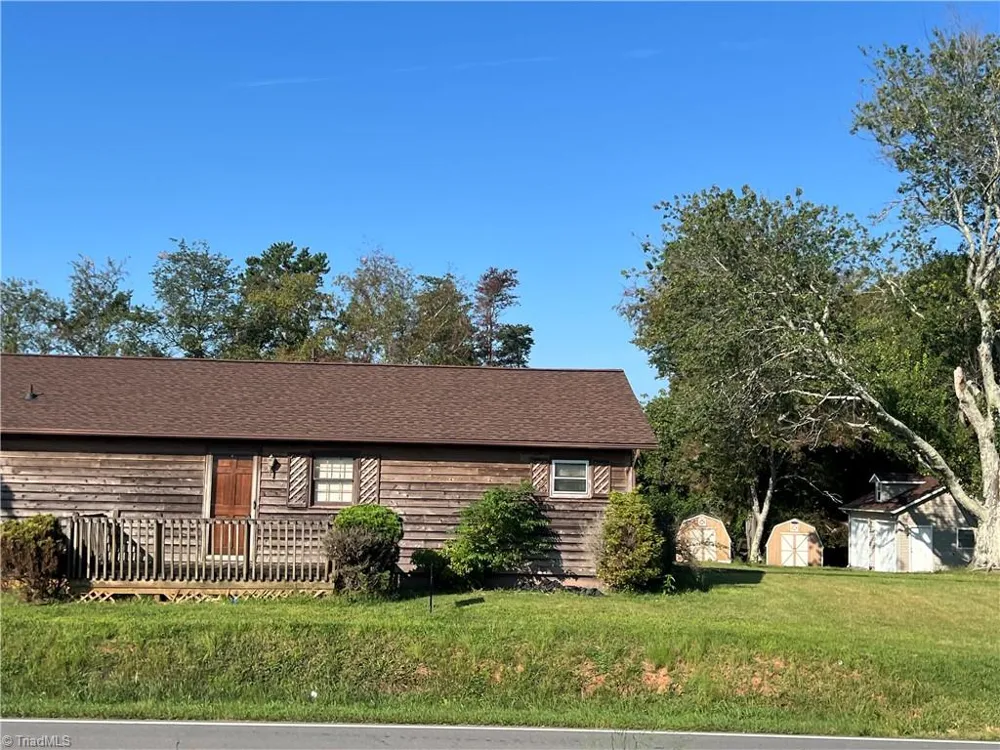 578 Old US Highway 52 Mount Airy, NC 27030