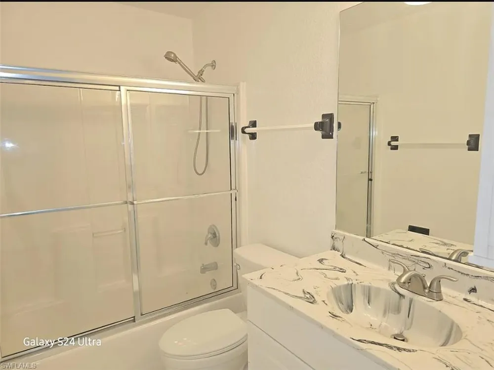 1012 SE 12th Terrace Cape Coral, FL 33990