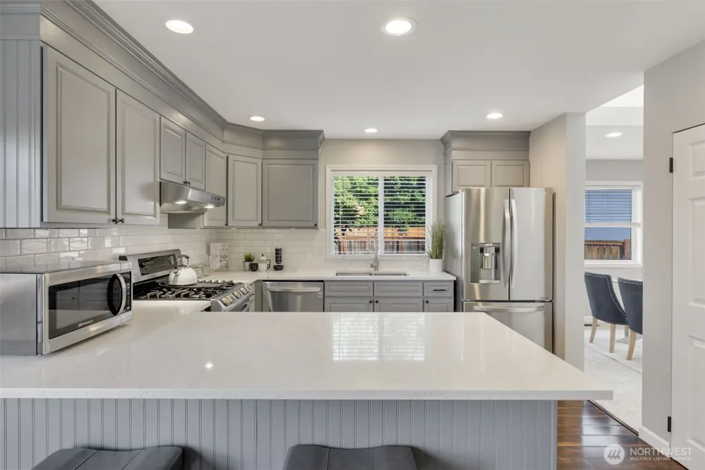 21462 SE 277th Street Maple Valley, WA 98038
