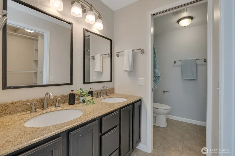 21462 SE 277th Street Maple Valley, WA 98038