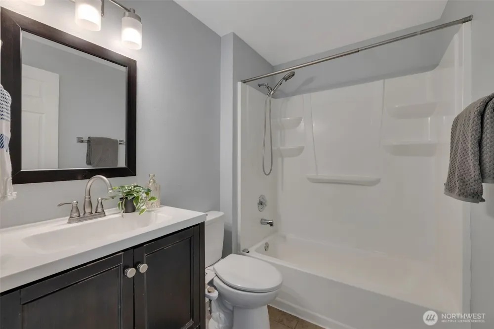 21462 SE 277th Street Maple Valley, WA 98038