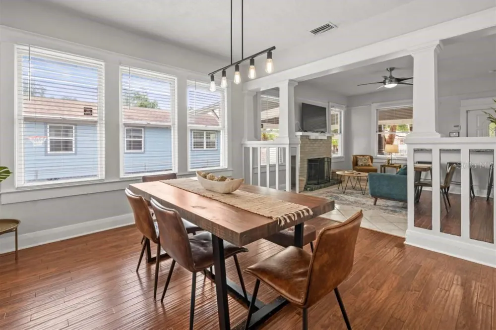 7002 CAMERON AVENUE Tampa, FL 33614