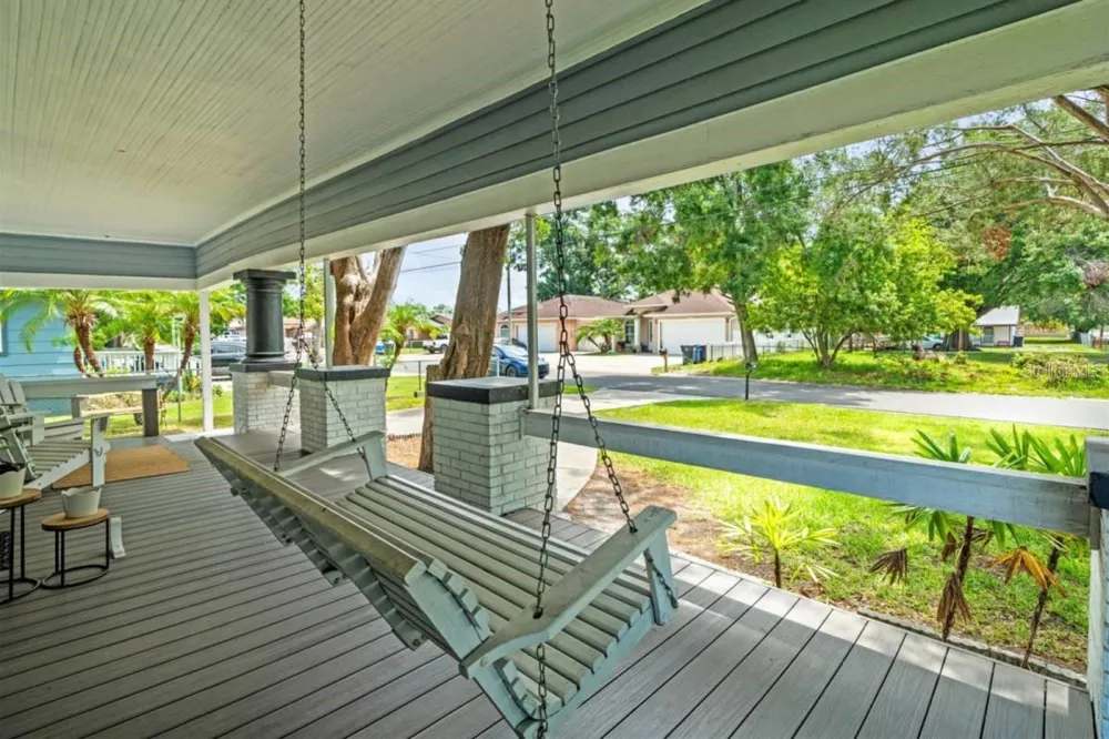 7002 CAMERON AVENUE Tampa, FL 33614
