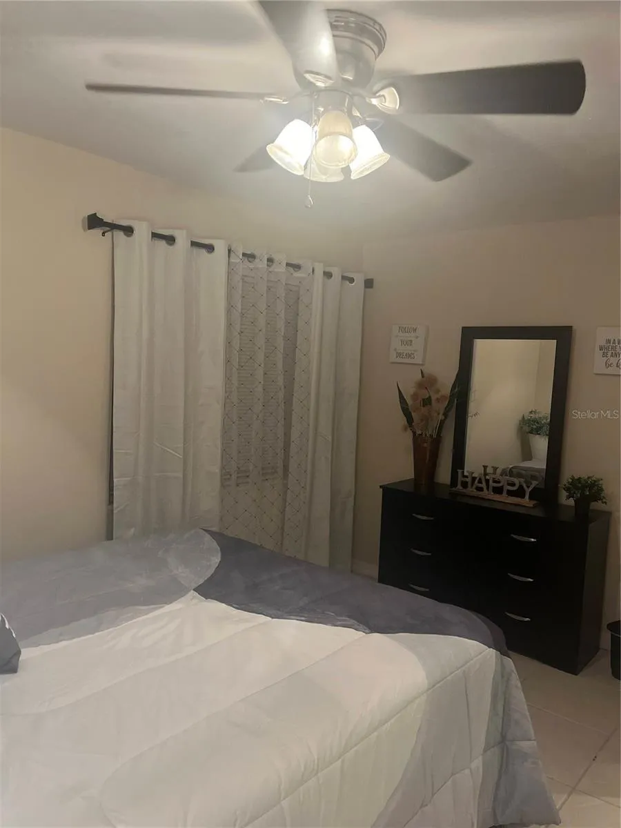 2717 W STATE STREET Tampa, FL 33609