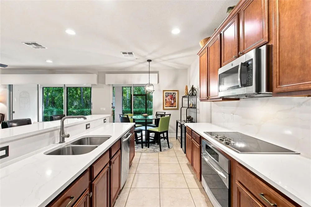 1411 LISBON CT Davenport, FL 33896