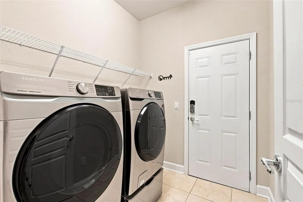 1411 LISBON CT Davenport, FL 33896