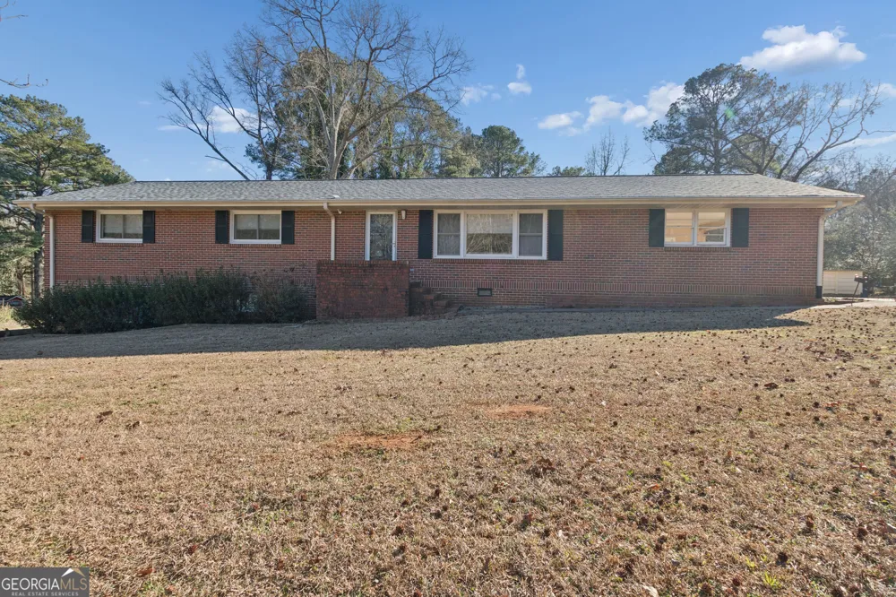 115 Pine Tree DR Fayetteville, GA 30214