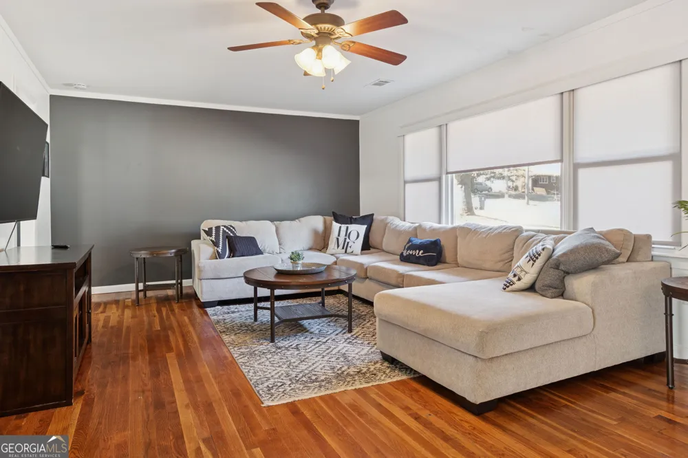 115 Pine Tree DR Fayetteville, GA 30214
