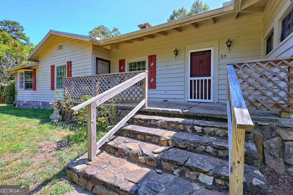 23 Tanglewood LN Lakemont, GA 30552