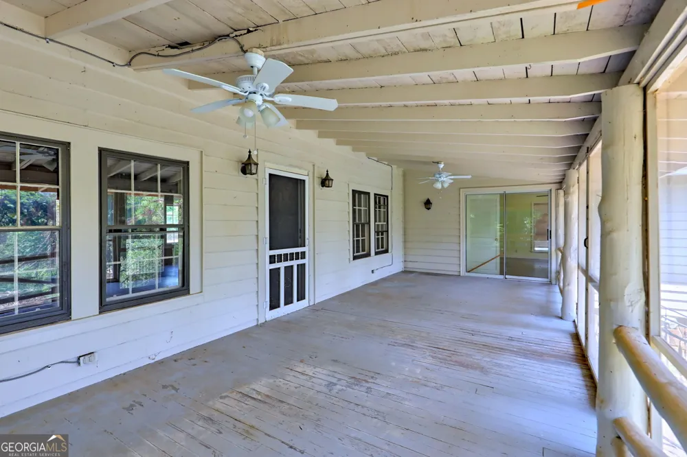 23 Tanglewood LN Lakemont, GA 30552