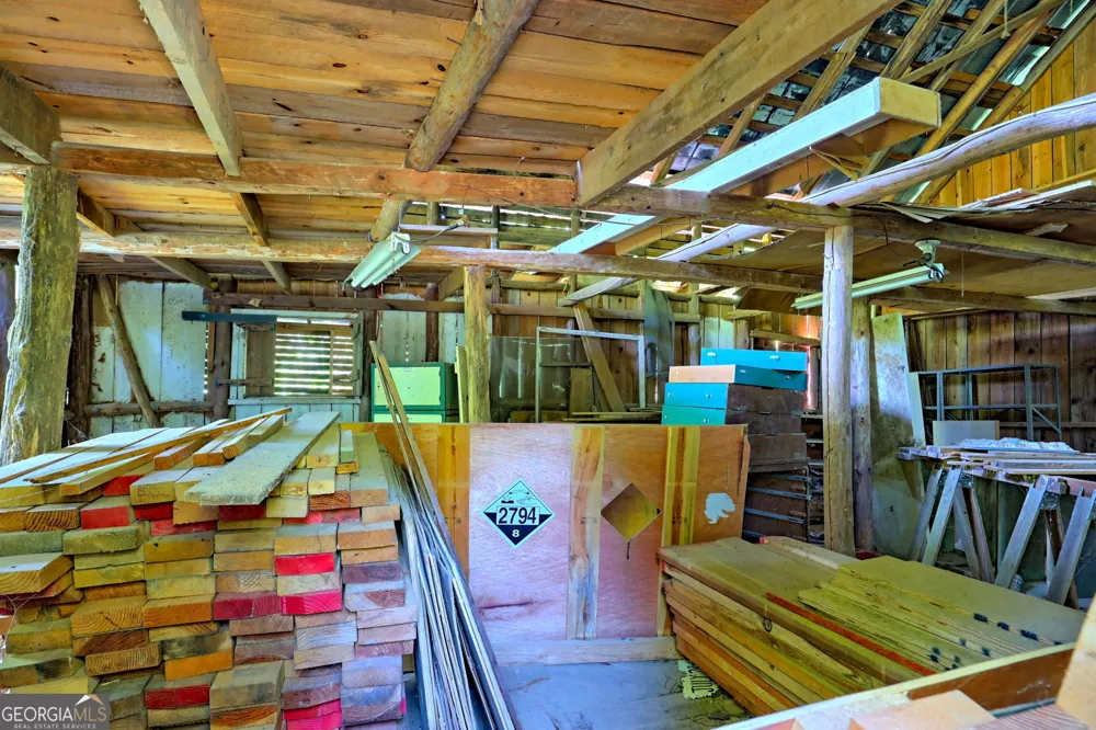 23 Tanglewood LN Lakemont, GA 30552