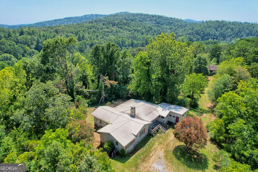 23 Tanglewood LN Lakemont, GA 30552