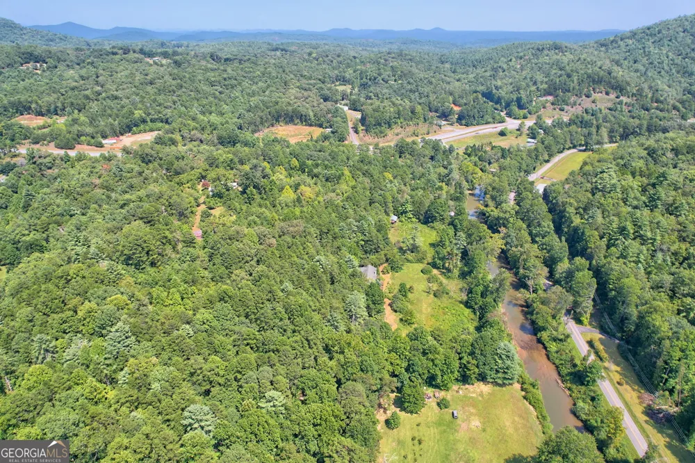 23 Tanglewood LN Lakemont, GA 30552