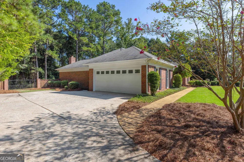1107 Laurelwood RD Columbus, GA 31904