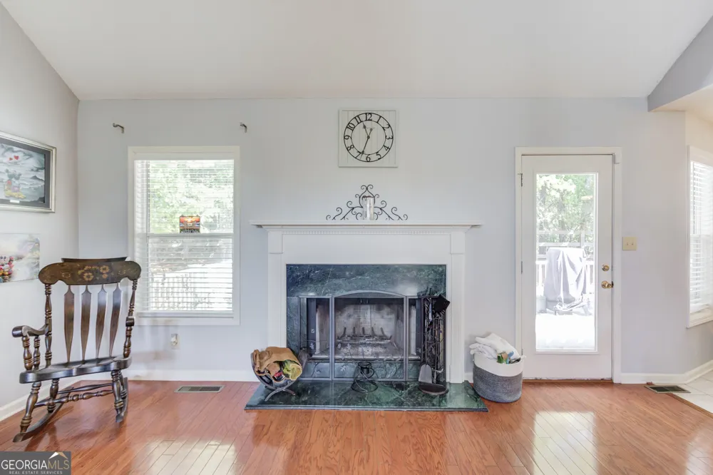 3314 Banks Mountain DR Gainesville, GA 30506