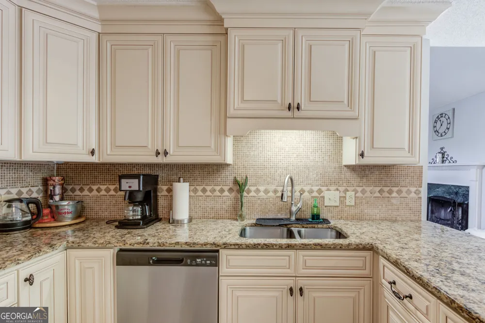 3314 Banks Mountain DR Gainesville, GA 30506