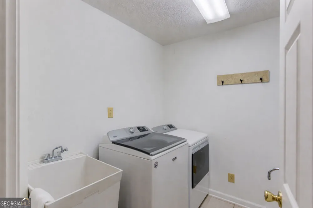 3314 Banks Mountain DR Gainesville, GA 30506