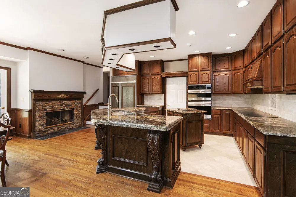 1985 Birmingham RD Alpharetta, GA 30004
